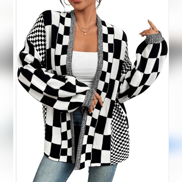 Amazon Black And White Checkered Cardigan Size Small - Picture 1 of 6